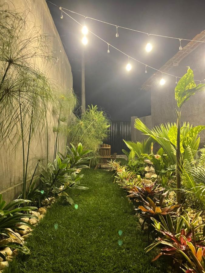 Tiny Home Garden Bananeiras Extérieur photo